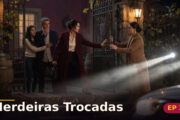 Herdeiras Trocadas — Capítulo 2: A mulher parada no portão